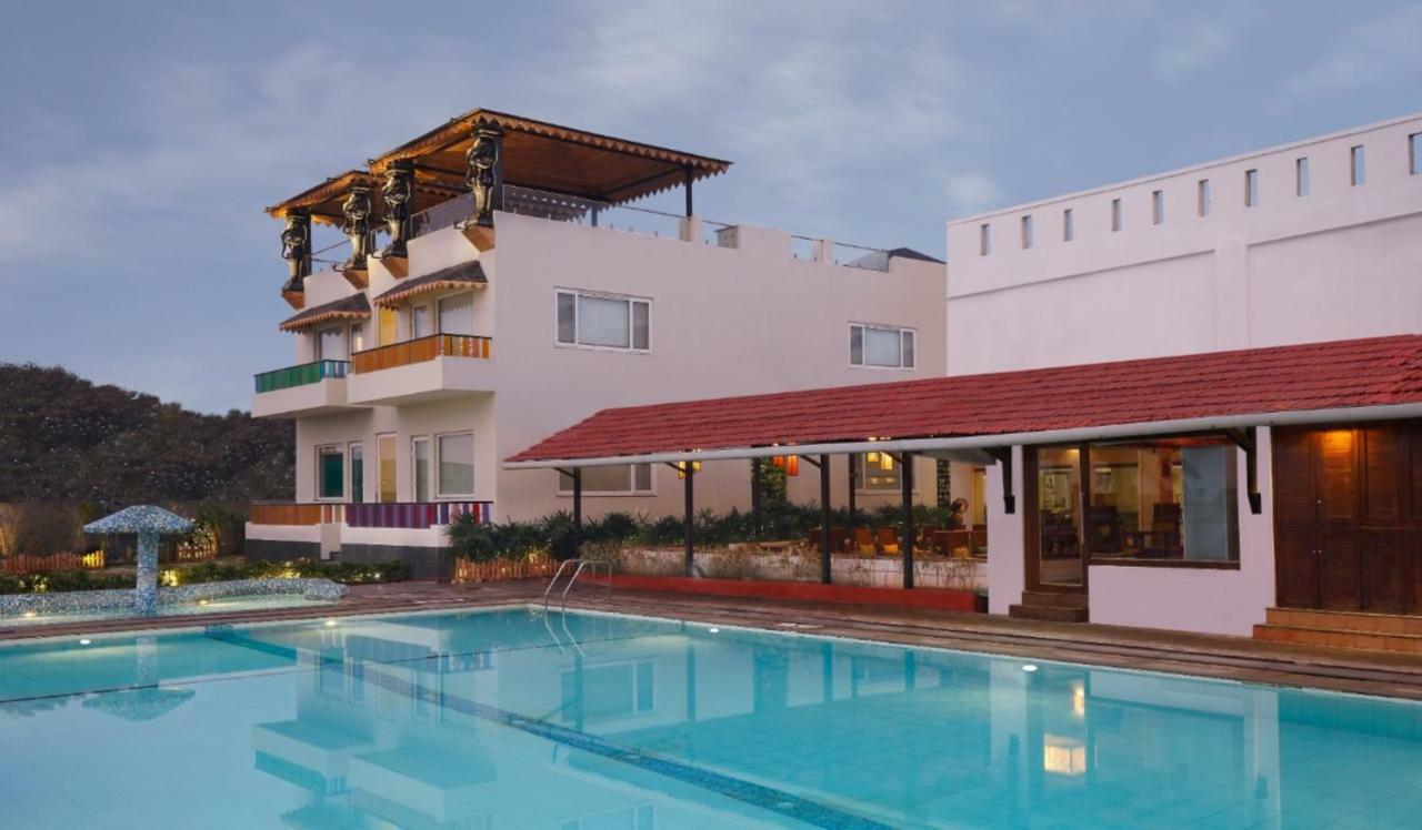 The Andhra Art & Craft Hotel Visakhapatnam Exterior foto